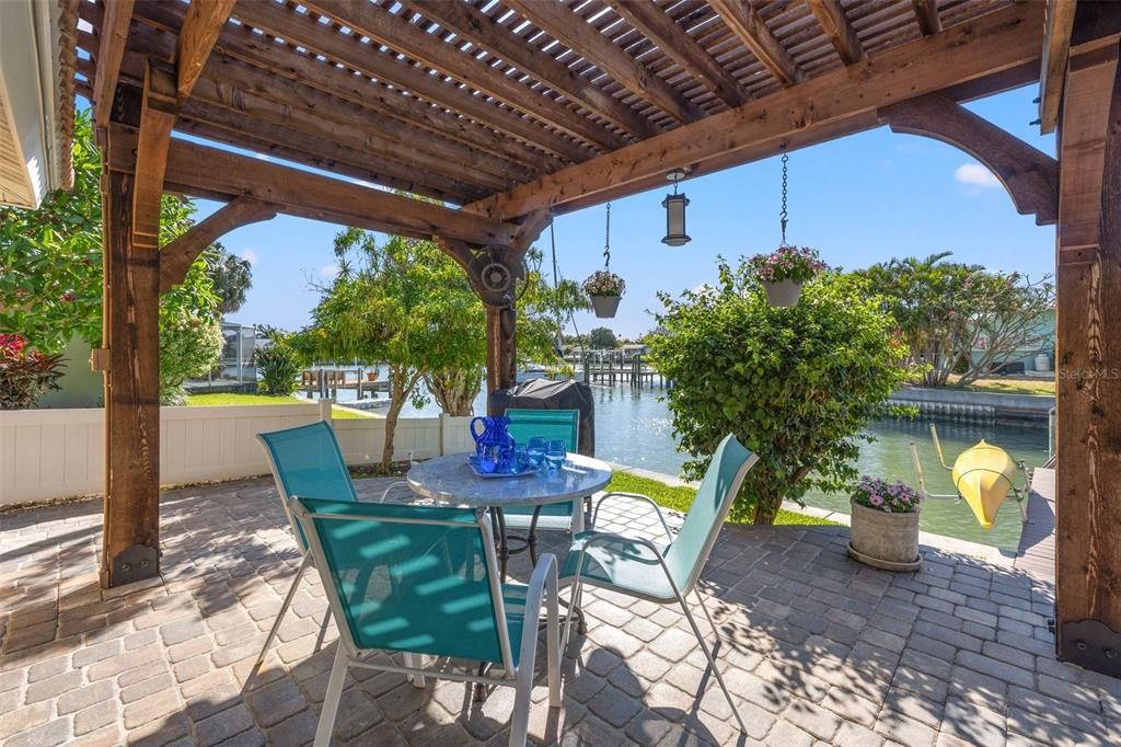 Active With Contract: $1,669,000 (3 beds, 2 baths, 2004 Square Feet)