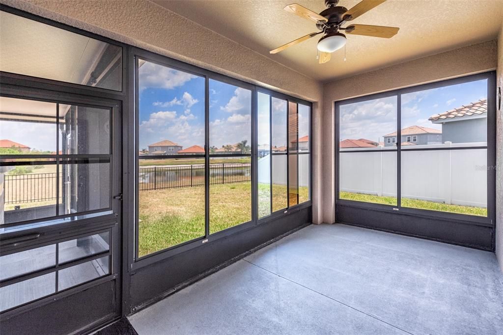 This screened lanai has heavy vinyl sliding windows to keep the rain and dirt out. What a great idea!