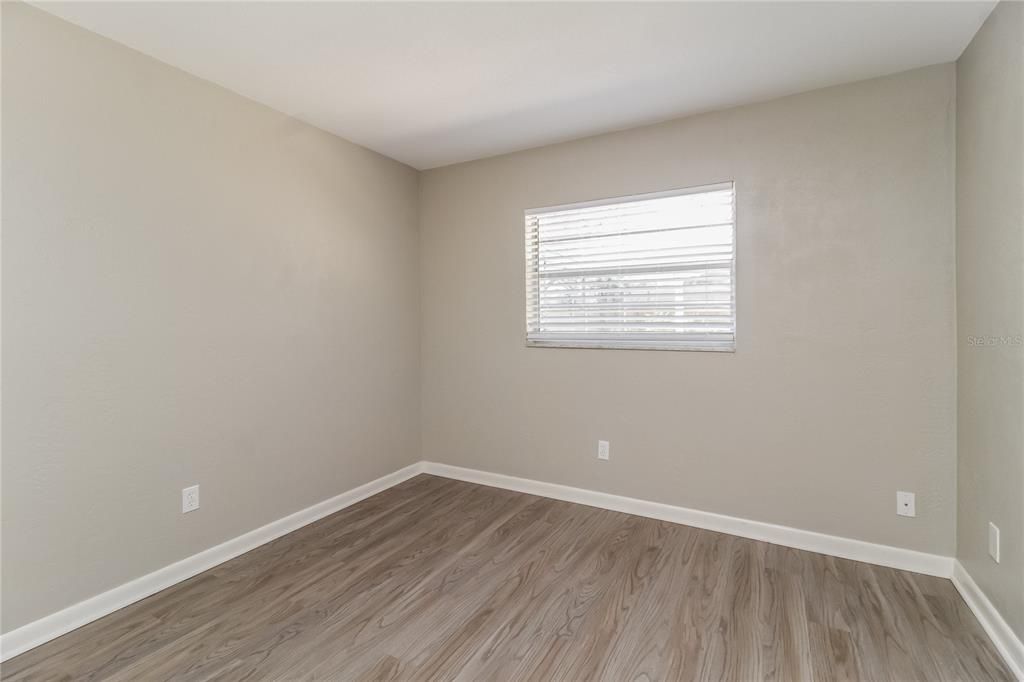 Active With Contract: $2,195 (3 beds, 2 baths, 1862 Square Feet)