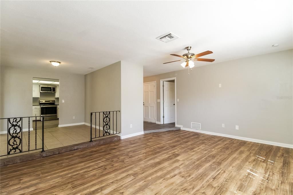 Active With Contract: $2,195 (3 beds, 2 baths, 1862 Square Feet)