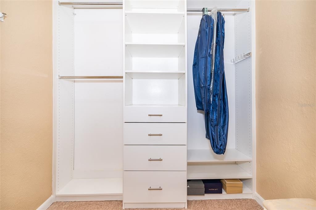 Closet 2 in primary bedroom