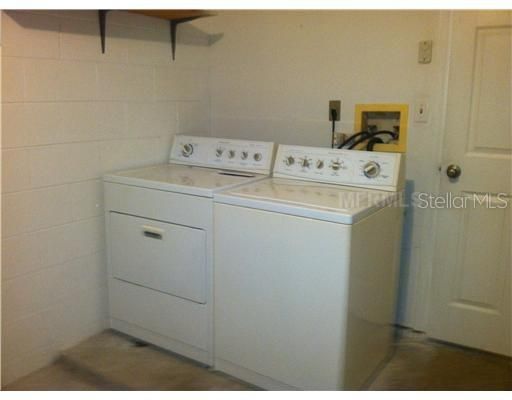 For Rent: $2,100 (3 beds, 2 baths, 1156 Square Feet)