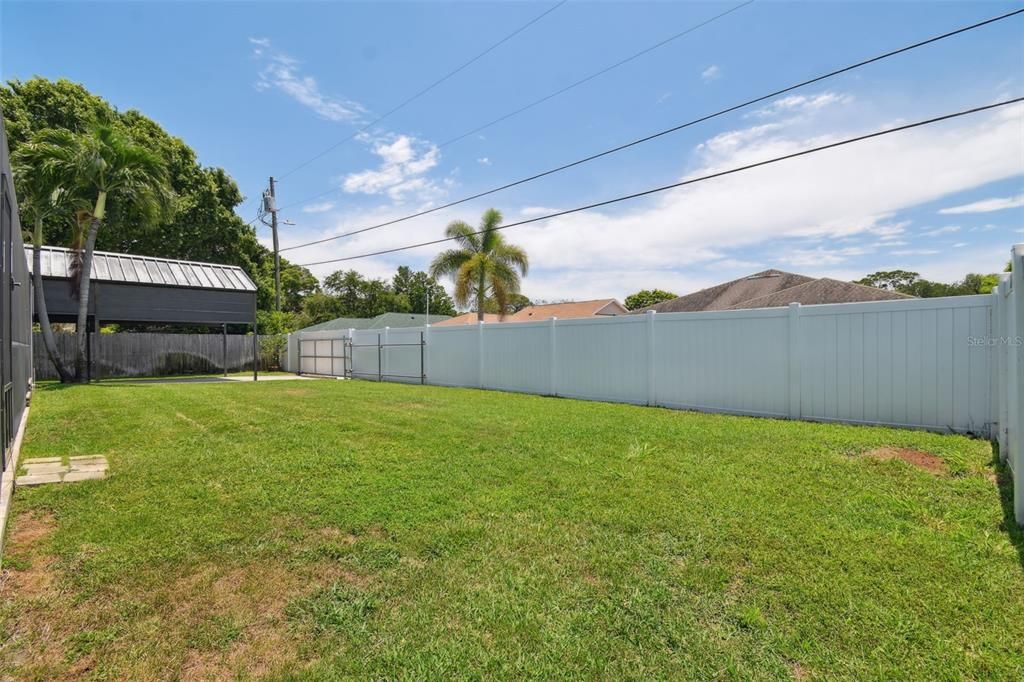 Spacious fully fenced backyard