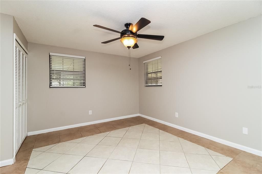 For Rent: $1,895 (3 beds, 2 baths, 1441 Square Feet)