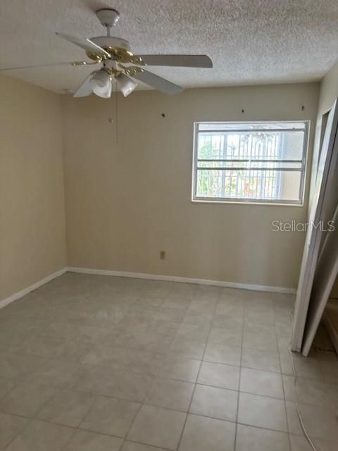 For Sale: $159,900 (2 beds, 1 baths, 1100 Square Feet)