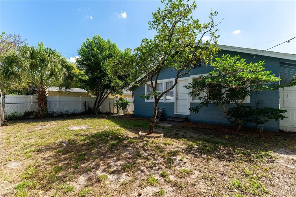 Recently Sold: $399,000 (3 beds, 2 baths, 1344 Square Feet)