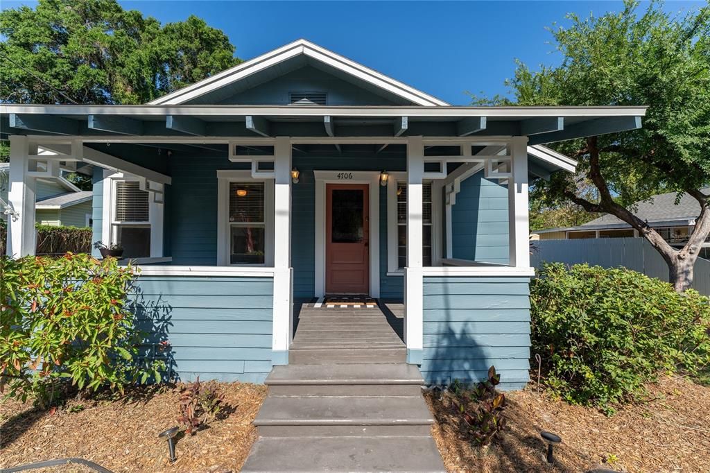 Recently Sold: $399,000 (3 beds, 2 baths, 1344 Square Feet)