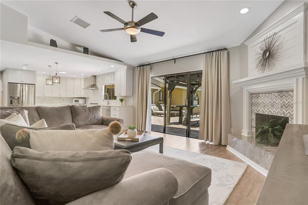 Recently Sold: $799,000 (5 beds, 3 baths, 3076 Square Feet)