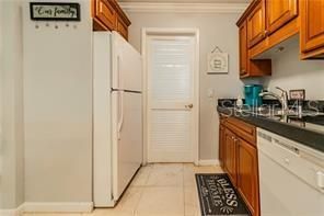 For Rent: $1,745 (2 beds, 2 baths, 1220 Square Feet)