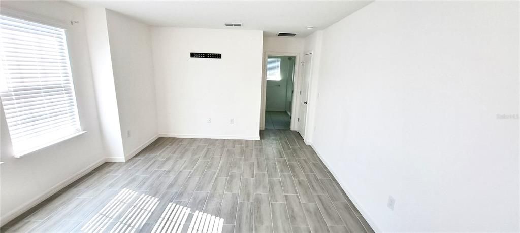 Active With Contract: $2,700 (4 beds, 2 baths, 1942 Square Feet)