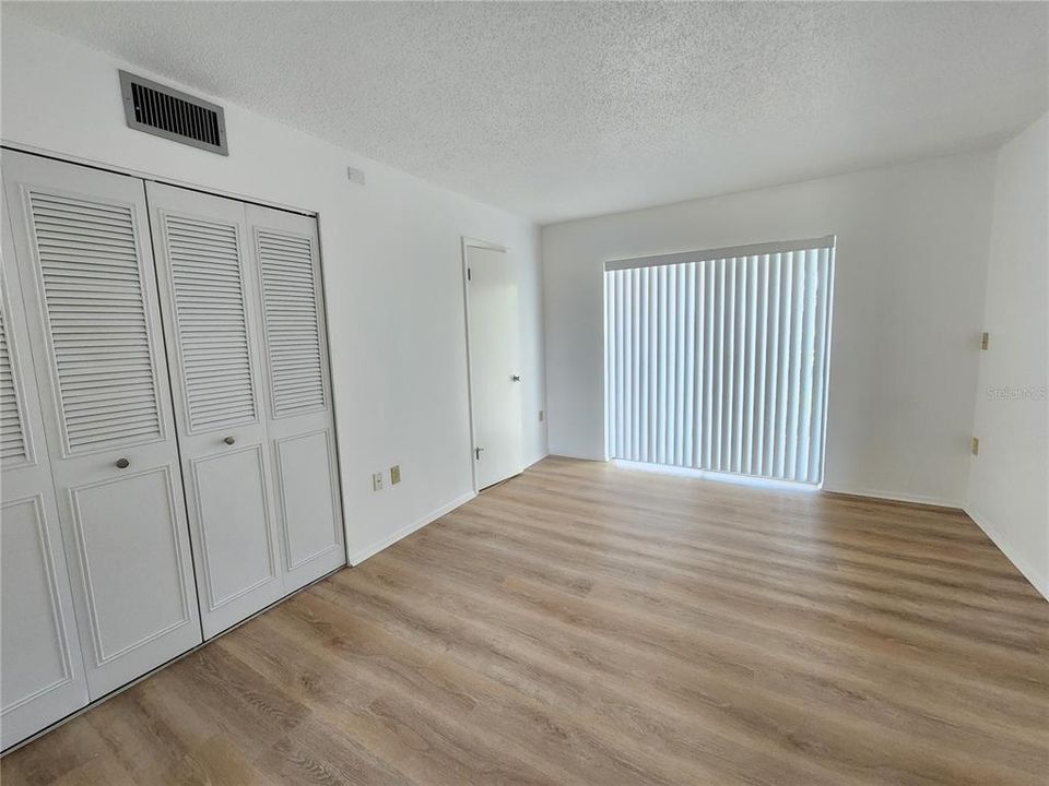For Rent: $2,000 (2 beds, 2 baths, 840 Square Feet)