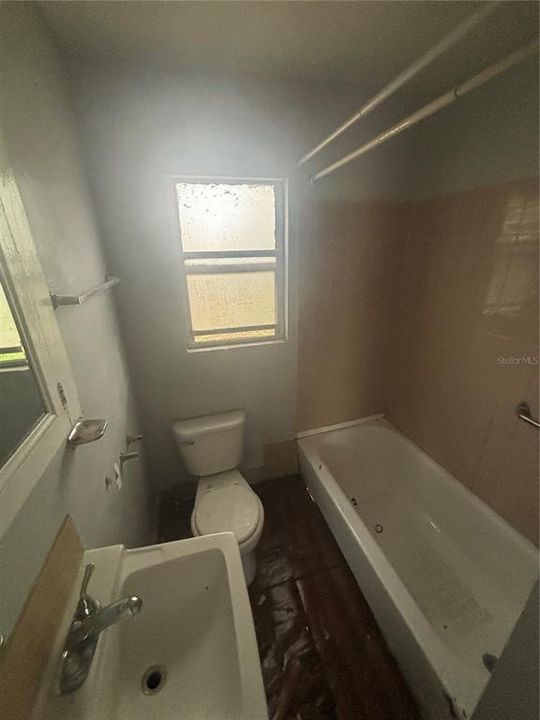 front 2 bed 1 bath unit bathroom