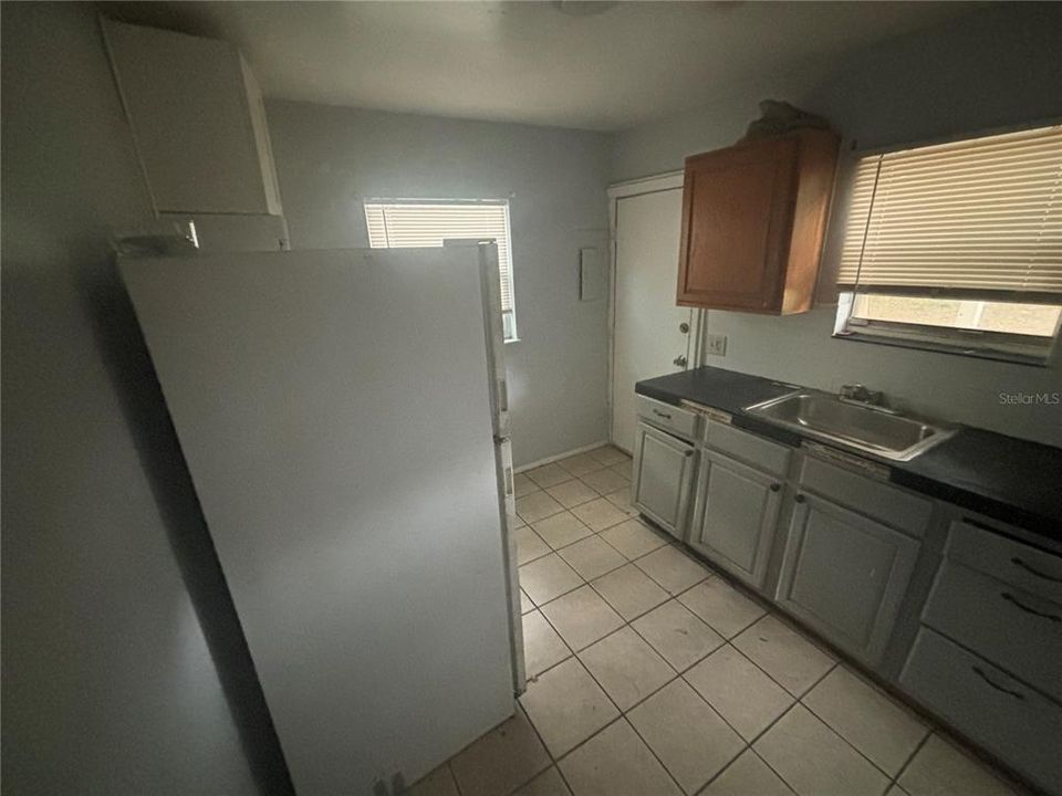 front 2 bed 1 bath unit kitchen