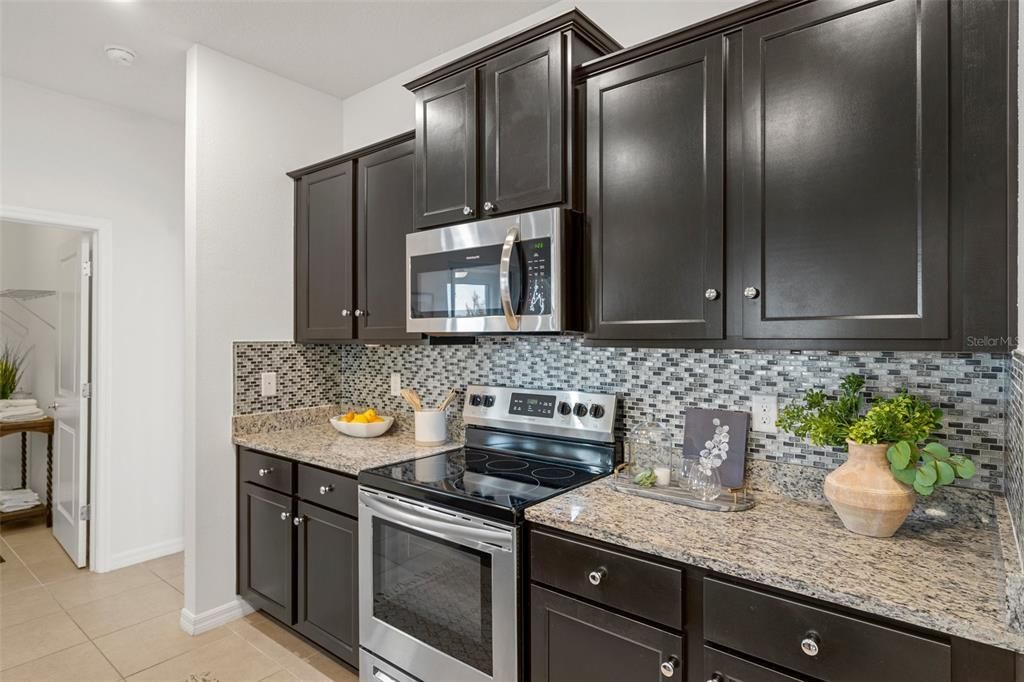 Active With Contract: $359,000 (3 beds, 2 baths, 1830 Square Feet)