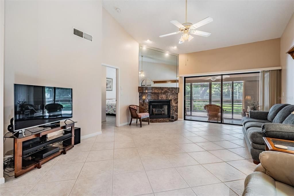 Active With Contract: $379,000 (2 beds, 2 baths, 1420 Square Feet)