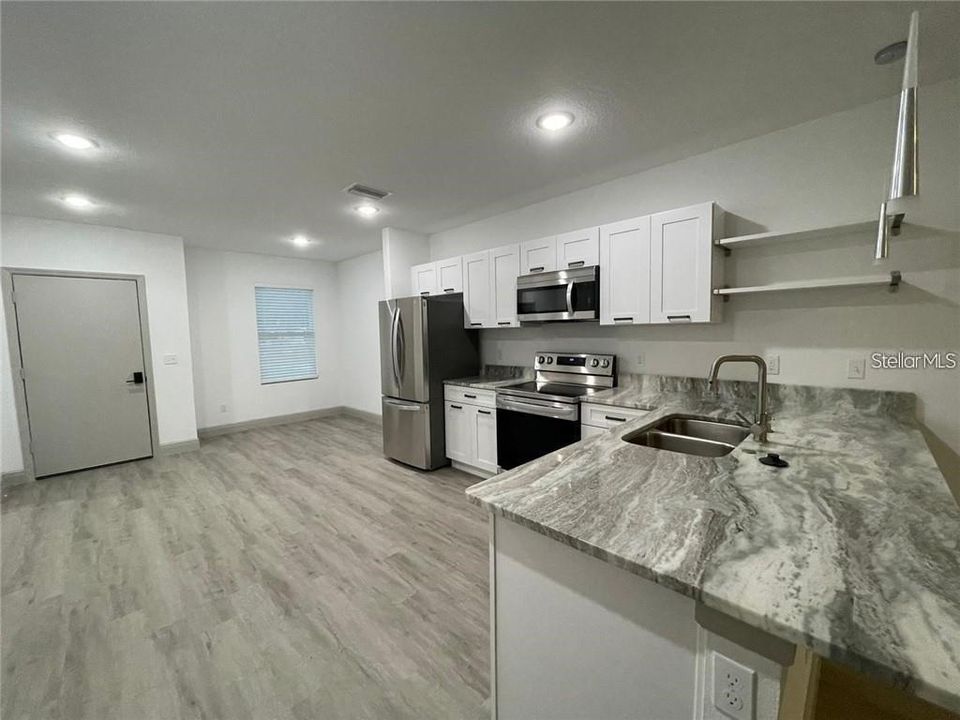 For Rent: $1,550 (3 beds, 2 baths, 1134 Square Feet)