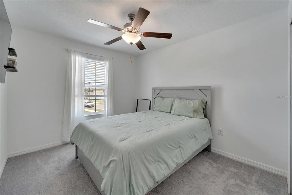 Active With Contract: $384,900 (4 beds, 2 baths, 1914 Square Feet)