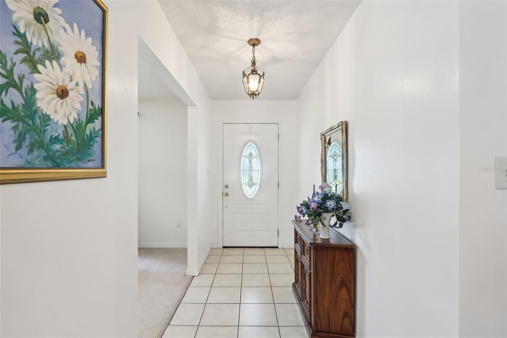 Active With Contract: $368,000 (3 beds, 2 baths, 1435 Square Feet)