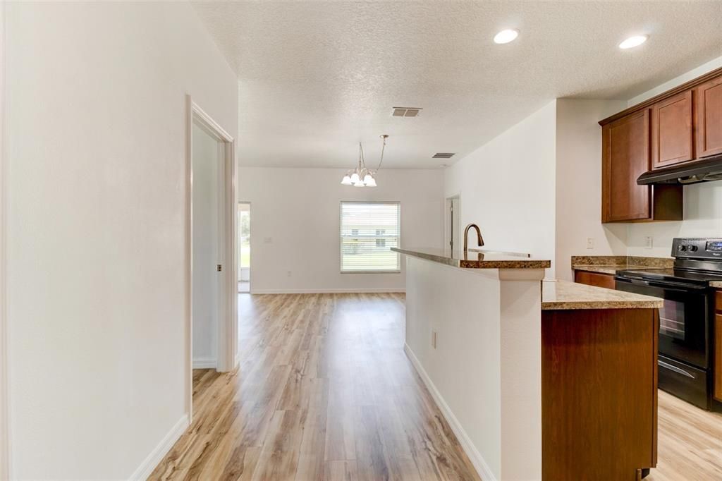 For Sale: $339,900 (3 beds, 2 baths, 1340 Square Feet)