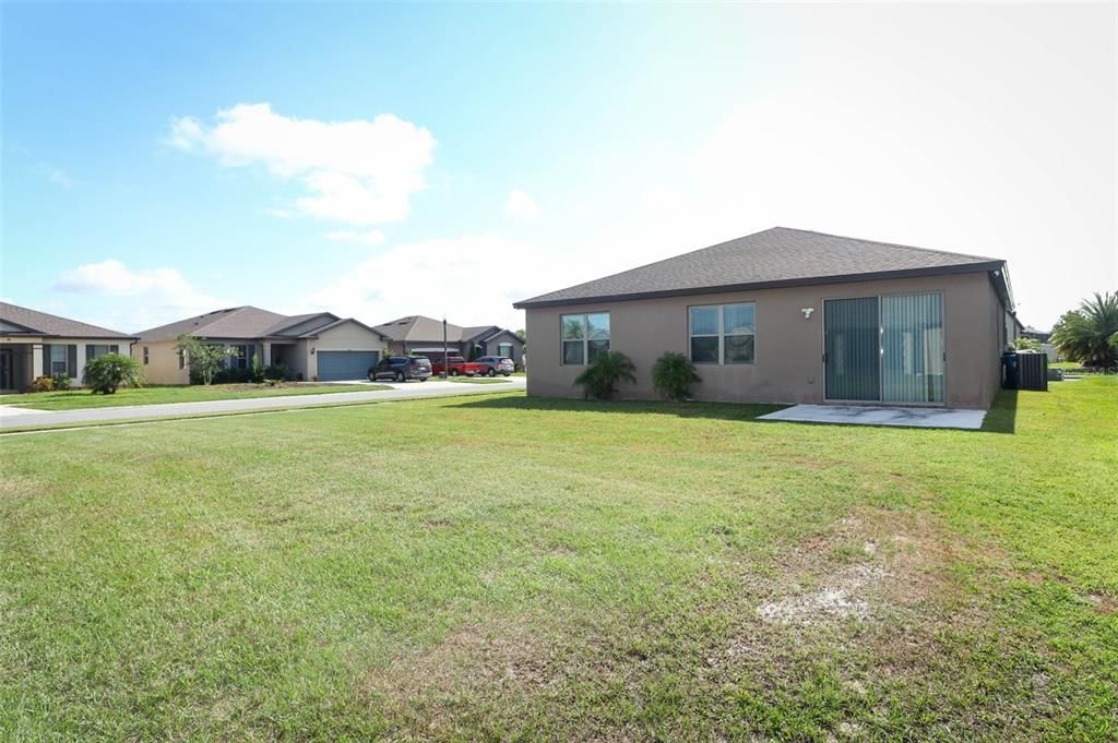 Active With Contract: $299,000 (3 beds, 2 baths, 1465 Square Feet)