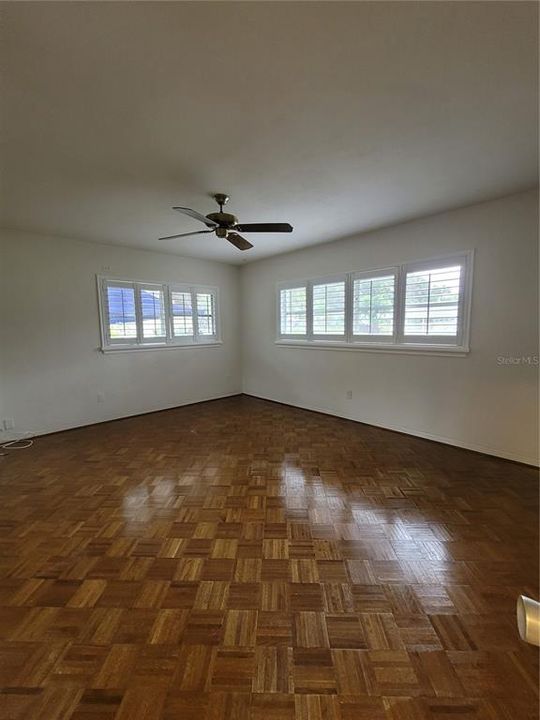 Active With Contract: $2,950 (3 beds, 2 baths, 1779 Square Feet)