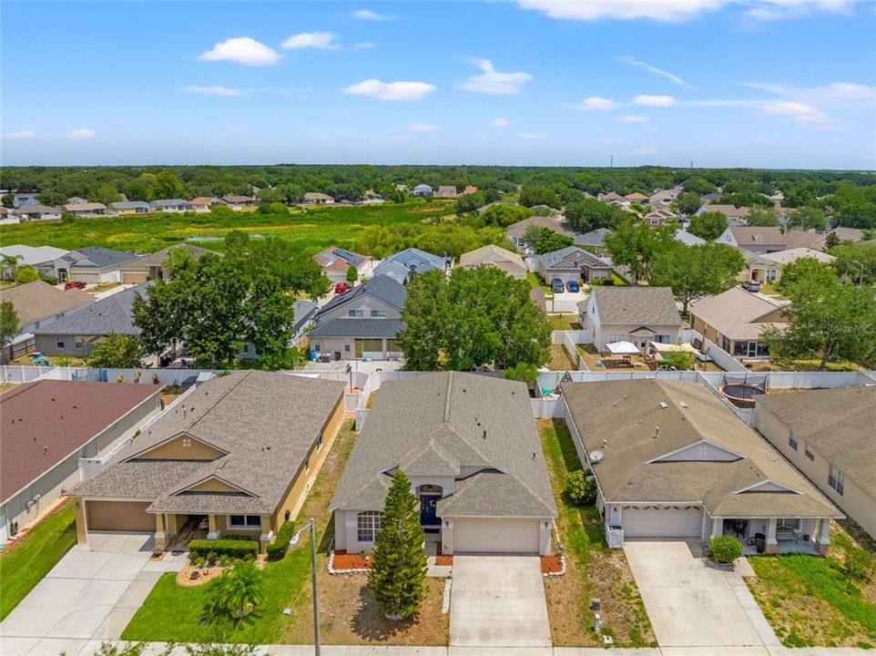 Active With Contract: $415,000 (4 beds, 2 baths, 2206 Square Feet)