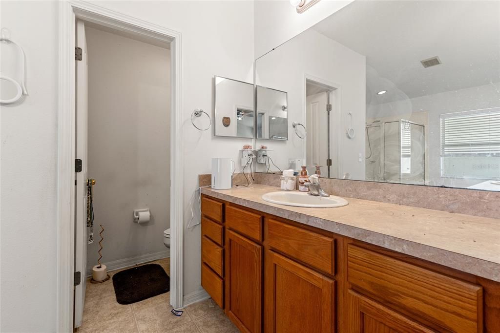 Active With Contract: $415,000 (4 beds, 2 baths, 2206 Square Feet)