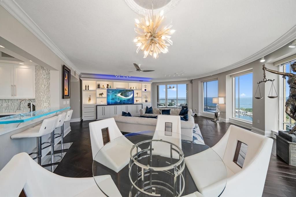 For Sale: $6,995,000 (4 beds, 5 baths, 4960 Square Feet)