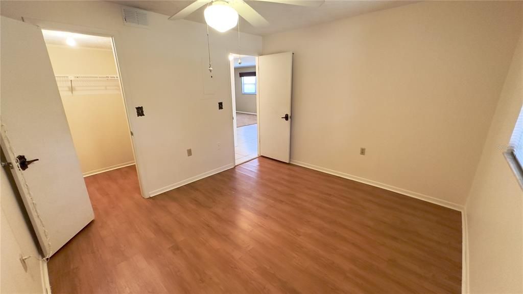 Active With Contract: $150,000 (2 beds, 2 baths, 1130 Square Feet)