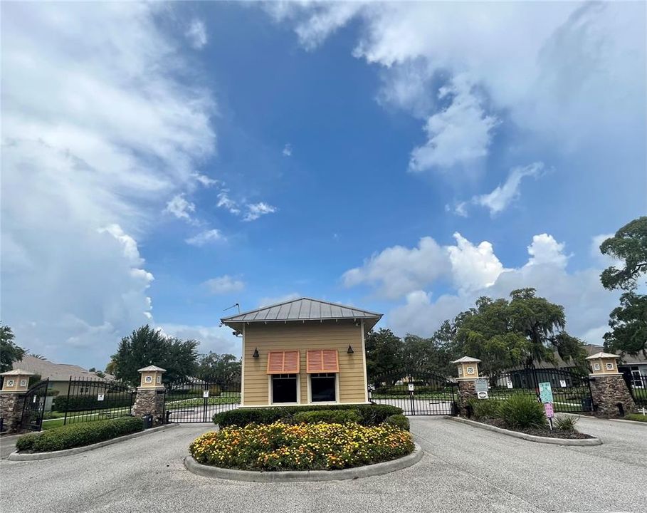 Active With Contract: $499,900 (4 beds, 3 baths, 2276 Square Feet)