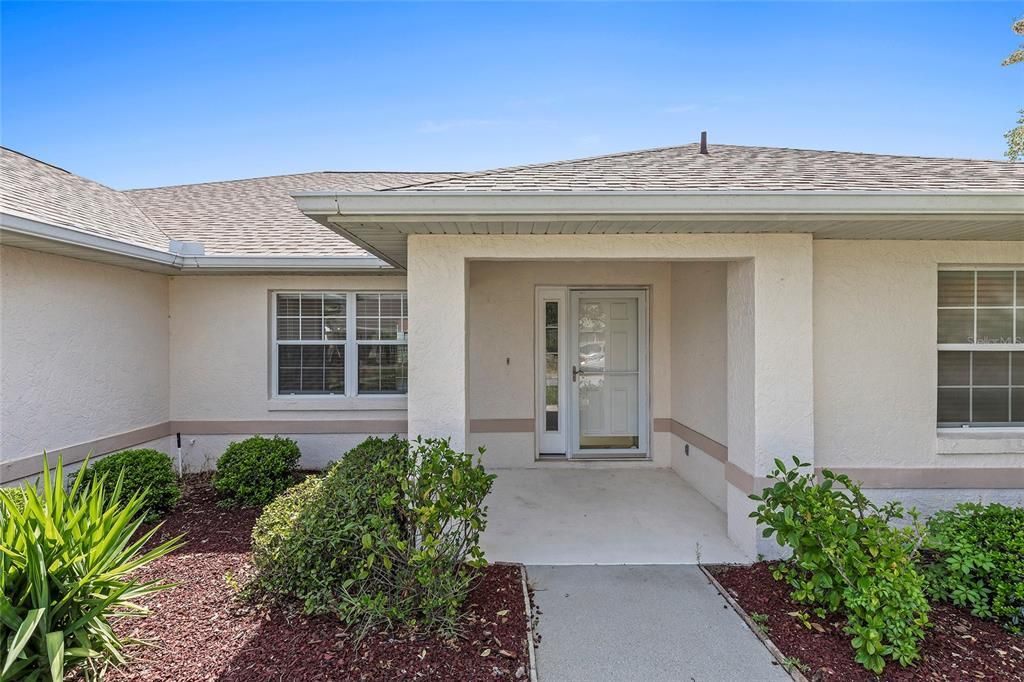 Active With Contract: $386,900 (3 beds, 2 baths, 1763 Square Feet)