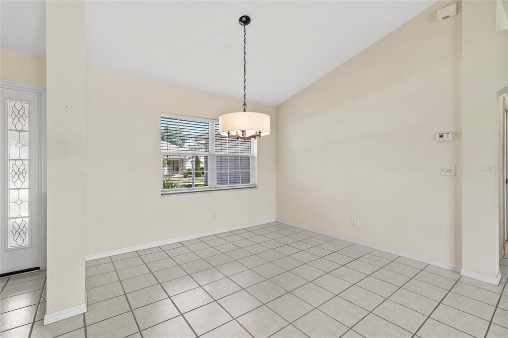 Active With Contract: $386,900 (3 beds, 2 baths, 1763 Square Feet)