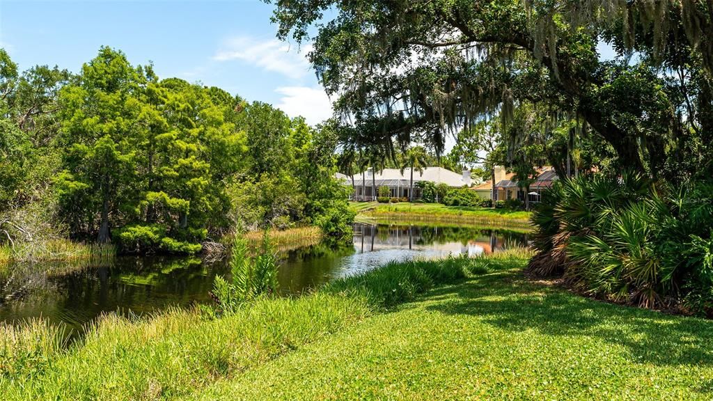 Active With Contract: $749,000 (4 beds, 3 baths, 2976 Square Feet)