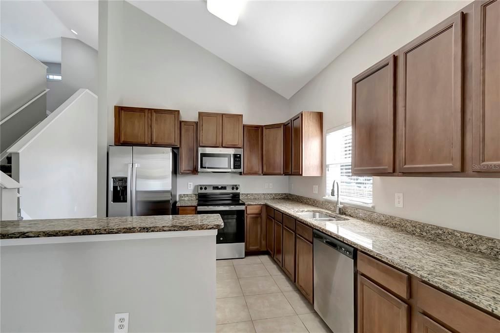 Active With Contract: $399,000 (4 beds, 2 baths, 2852 Square Feet)