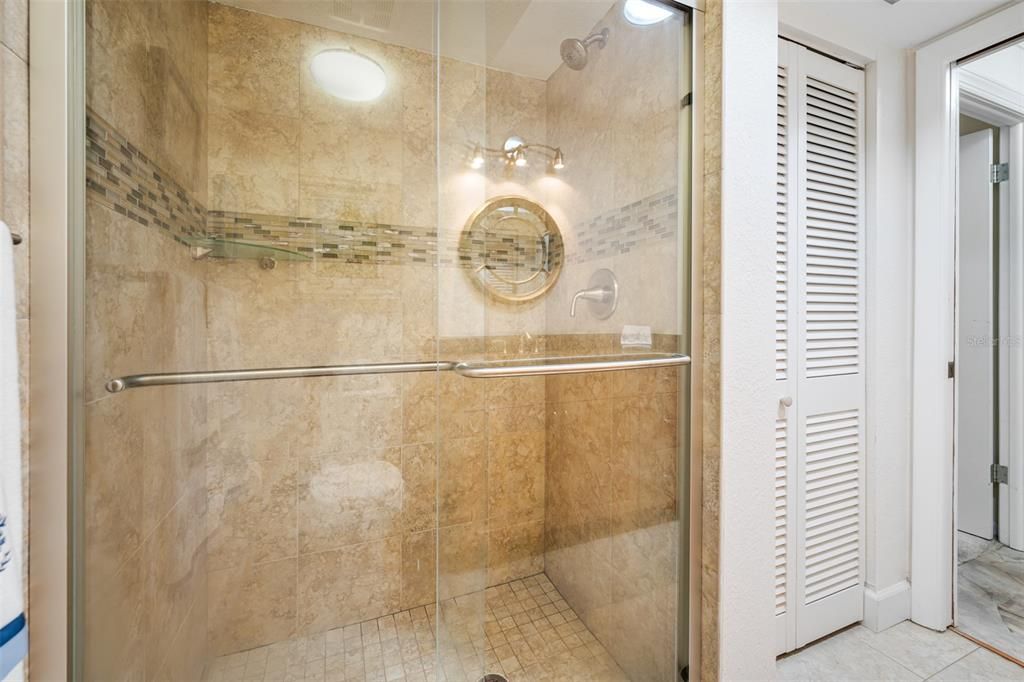 MAIN BATH SHOWER