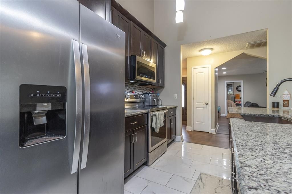 For Sale: $495,000 (4 beds, 2 baths, 1716 Square Feet)