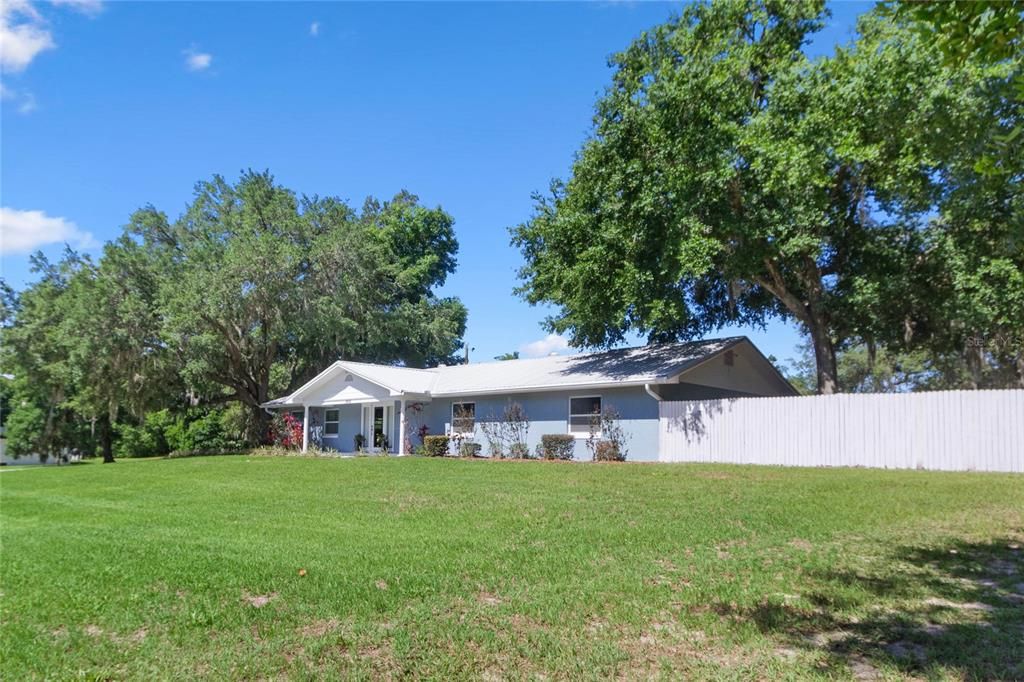 Active With Contract: $535,000 (4 beds, 3 baths, 2560 Square Feet)