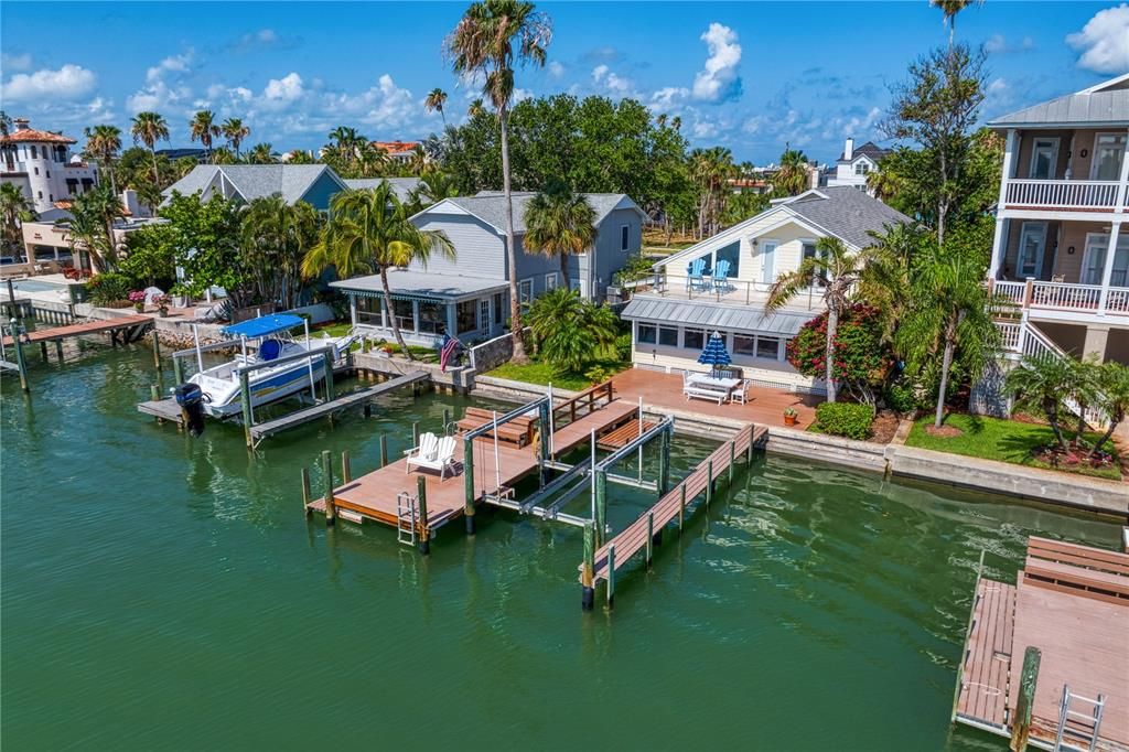 Active With Contract: $2,300,000 (3 beds, 2 baths, 2143 Square Feet)