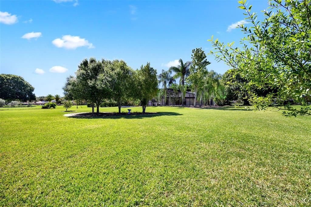 For Sale: $900,000 (4 beds, 3 baths, 1962 Square Feet)