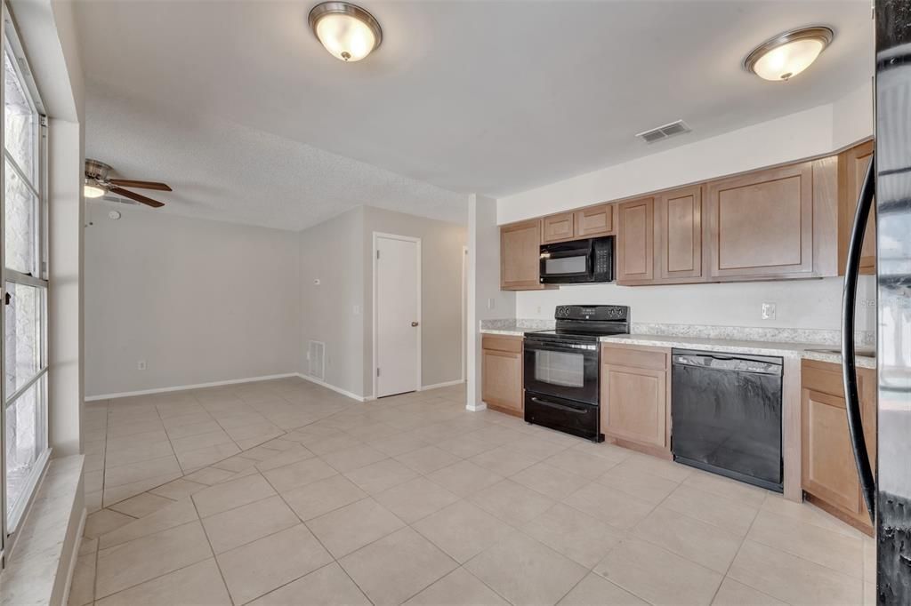 For Sale: $409,500 (4 beds, 2 baths, 1701 Square Feet)