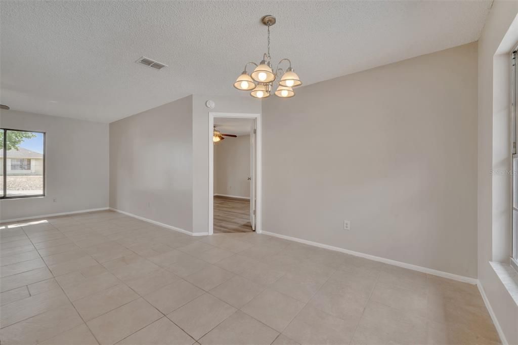 For Sale: $409,500 (4 beds, 2 baths, 1701 Square Feet)