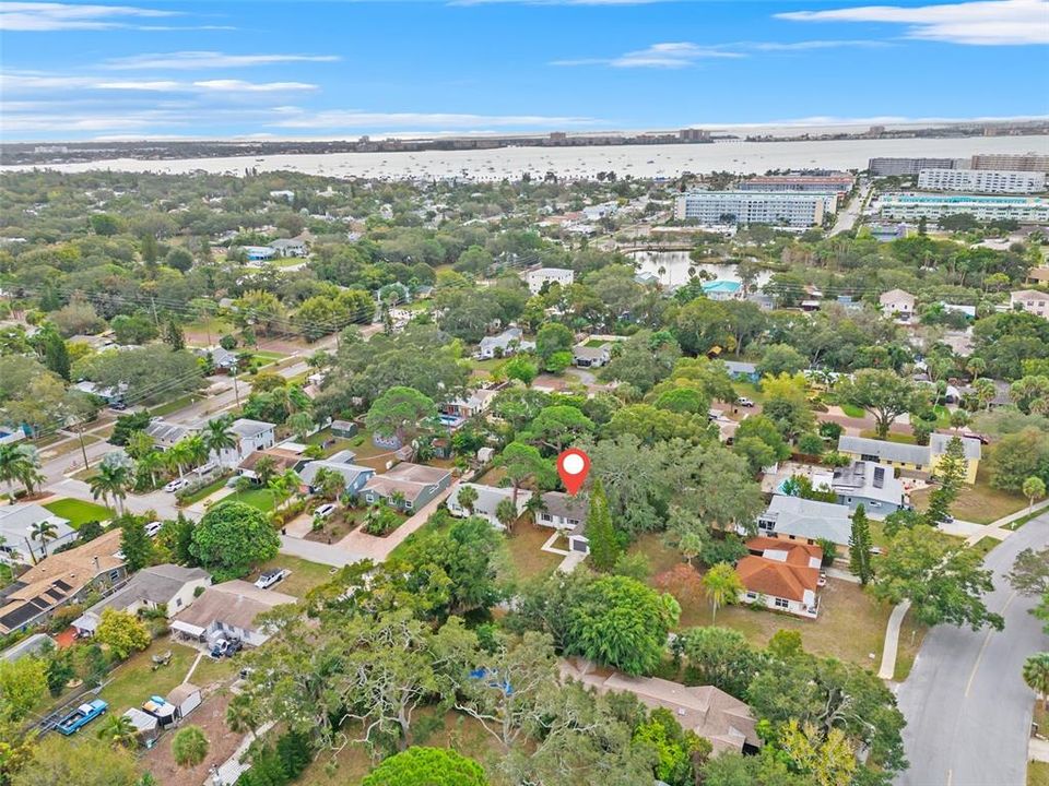 Active With Contract: $499,999 (3 beds, 2 baths, 1384 Square Feet)