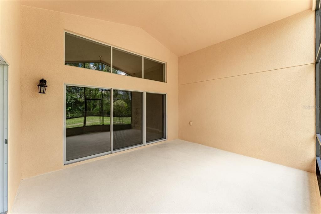 beautiful sliding door that opens up the space from the Great Room into the lanai.  A wonderful entertainment feature!