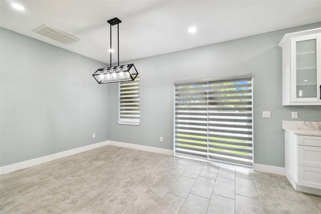 For Sale: $649,900 (3 beds, 2 baths, 2556 Square Feet)