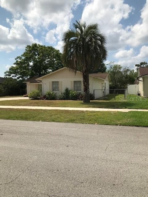 Active With Contract: $349,999 (3 beds, 2 baths, 1207 Square Feet)