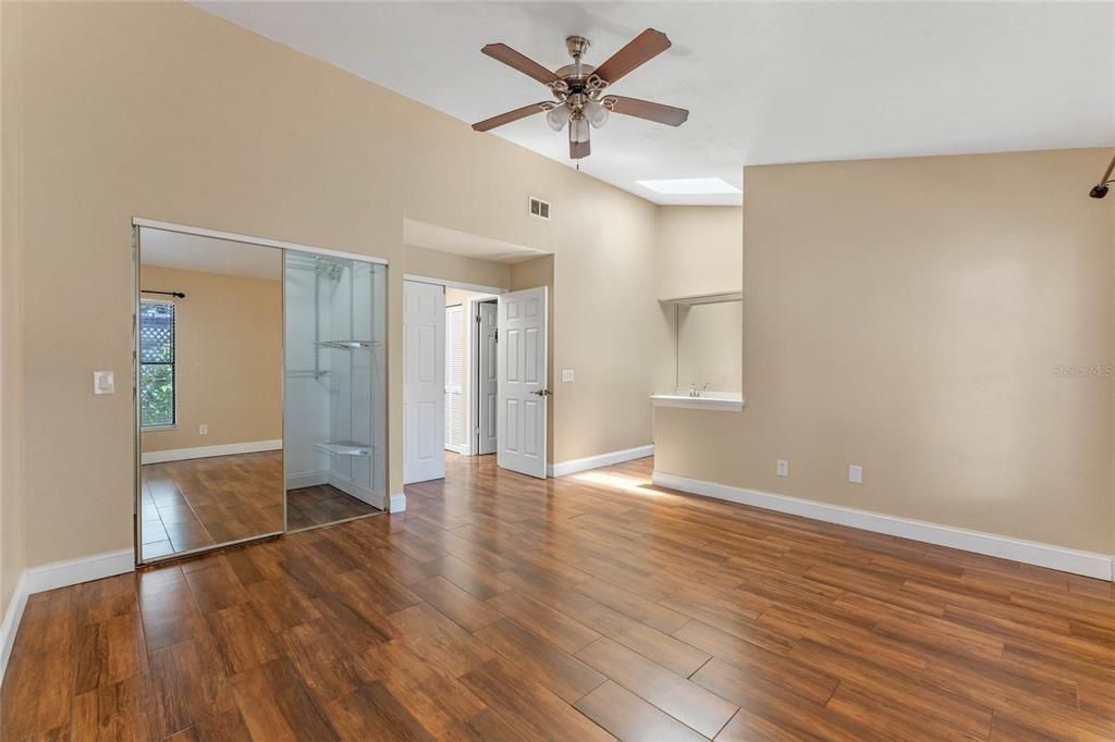 Active With Contract: $2,695 (4 beds, 2 baths, 2032 Square Feet)