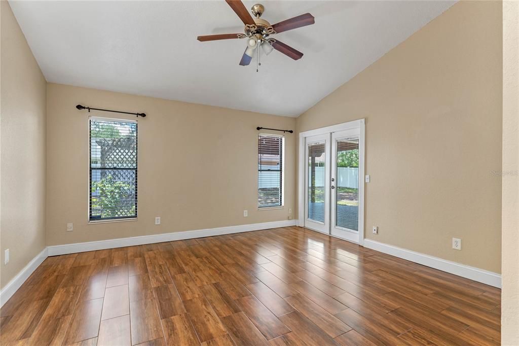 Active With Contract: $2,695 (4 beds, 2 baths, 2032 Square Feet)
