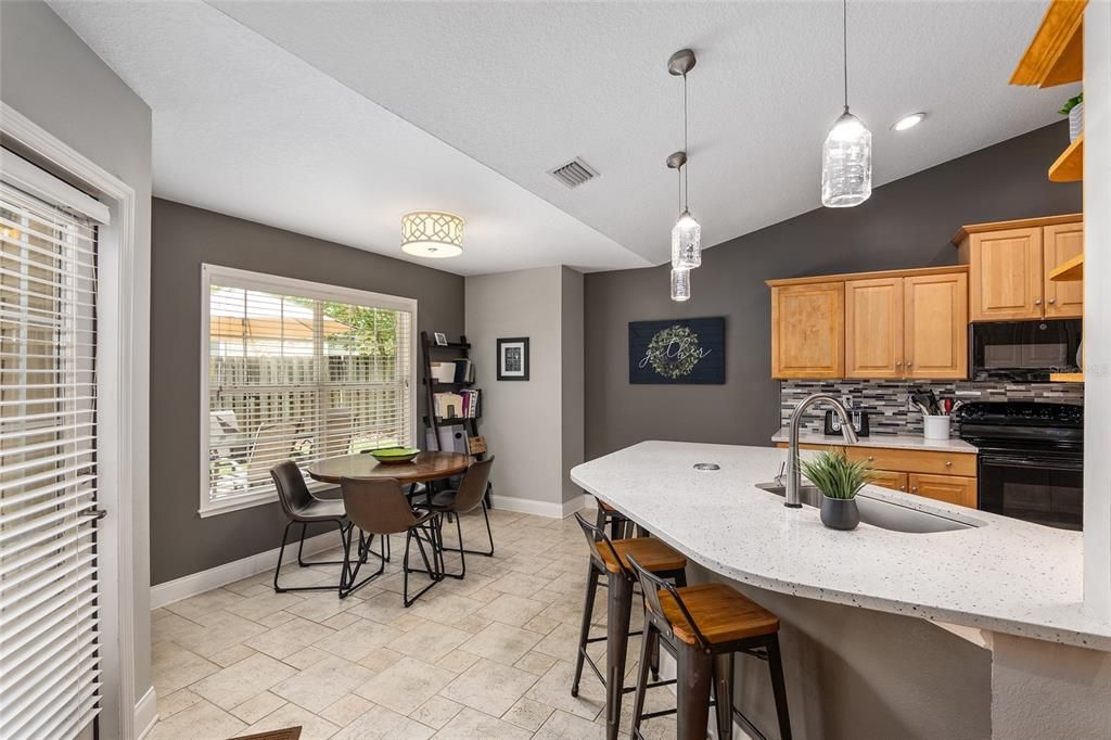 Active With Contract: $425,000 (3 beds, 2 baths, 2047 Square Feet)