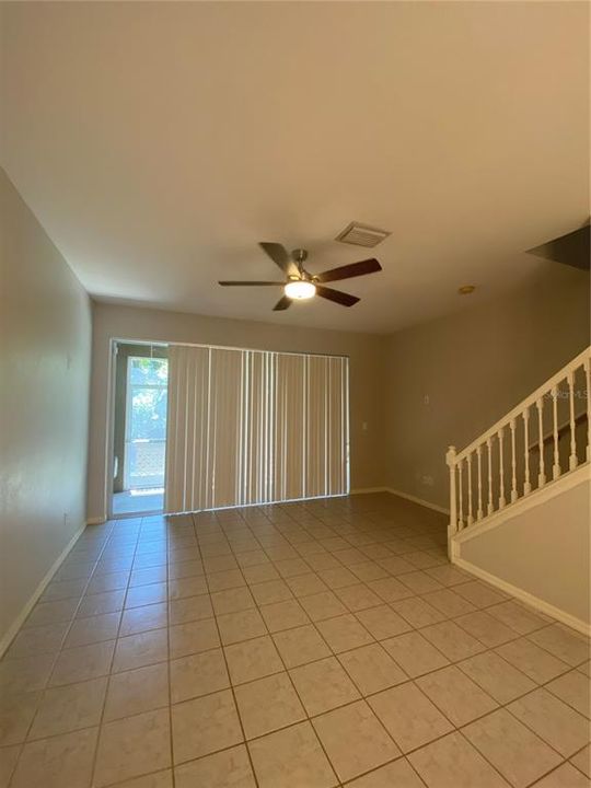 Active With Contract: $1,950 (2 beds, 1 baths, 1272 Square Feet)