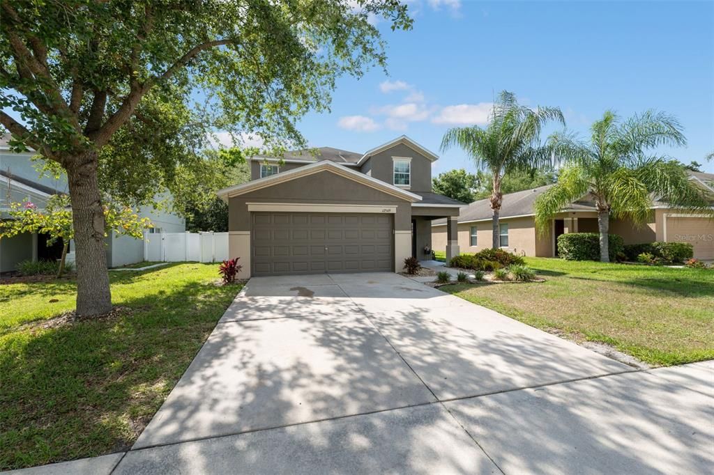 For Sale: $399,000 (5 beds, 2 baths, 2200 Square Feet)